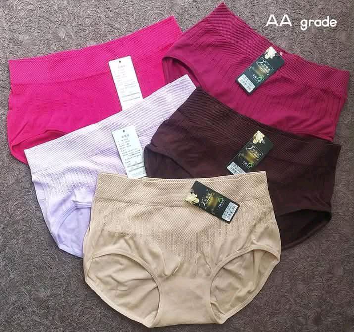 SoftFit Luxe Premium Panty 🩱    ৫ পিস একসাথে নিলে পাচ্ছেন মাত্র ৯৯৯ টাকায়!   🔥 ২০% ডিসকাউন্ট  এখন ৯৯৯ টাকা